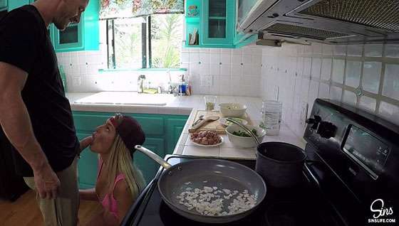 Olgun Emlakçı, Müşterisine Veriyor